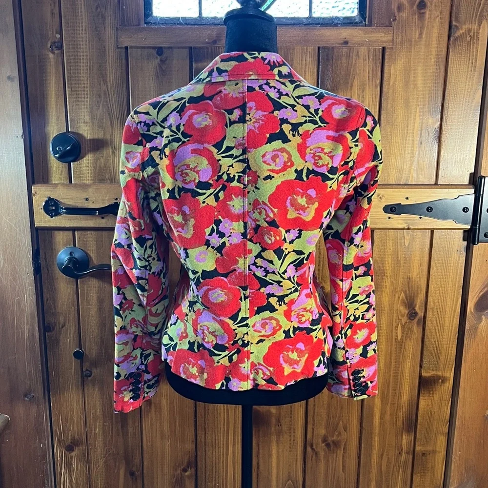 Isaac Mizrahi for Target size Small floral blazer. - Picture 3 of 6